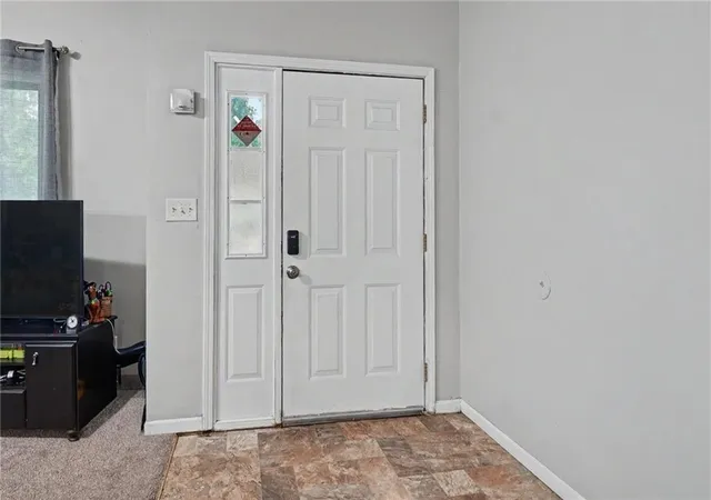 Homes for sale in Lawrence, KS | 1713 E 21St Ter, Lawrence, KS 66046 | MLS# 2618854