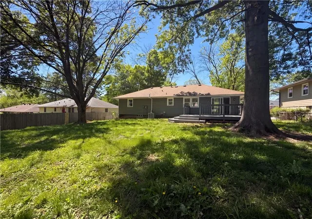 19th image of 3809 S Drumm Ave, Independence, MO 64055 | MLS# 2618889