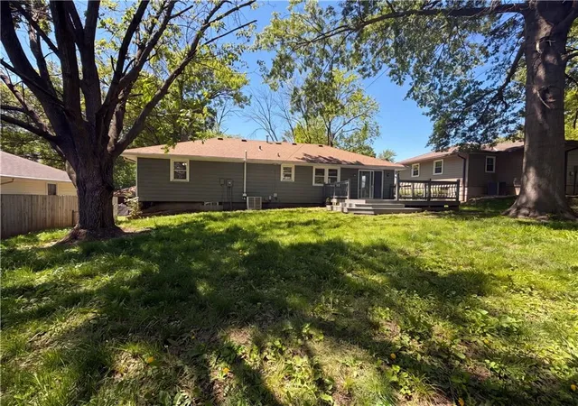 5th image of 3809 S Drumm Ave, Independence, MO 64055 | MLS# 2618889