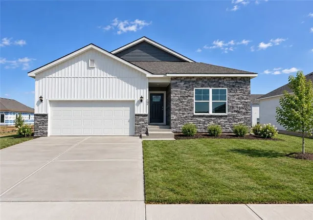 Photo 1 of Sale Pending at 705 Solstice Cir, Belton, MO 64012 | MLS# 2618904 | Listing updated on 2026-09-23