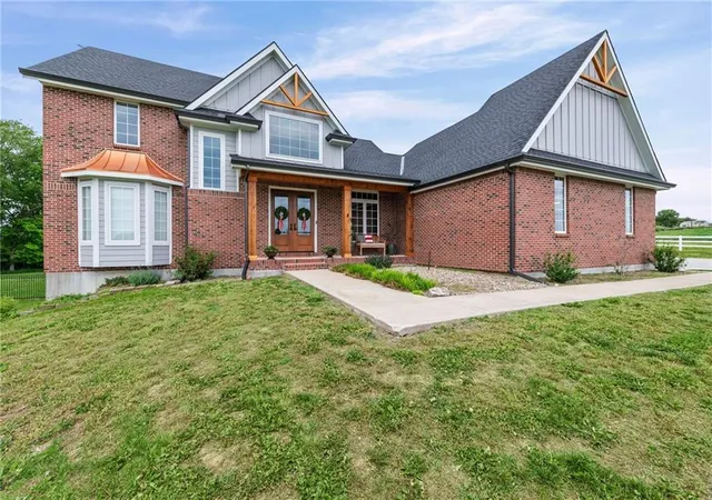 1st image of 8370 92 Hwy, Platte City, MO 64079 | MLS# 2618915