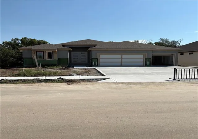 Photo 1 of Single family home for sale at 15337 W 168th Place, Olathe, KS 66062 | MLS# 2618957 | Listing updated on 2026-10-05