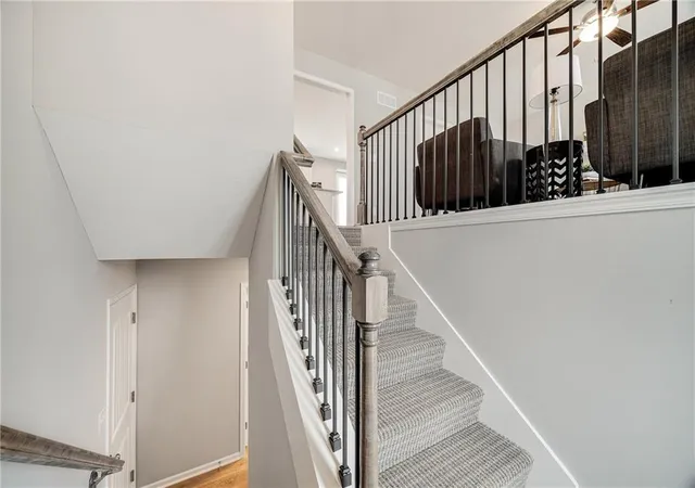 4th image of 605 Foxglove Ln, Raymore, MO 64083 | MLS# 2618970