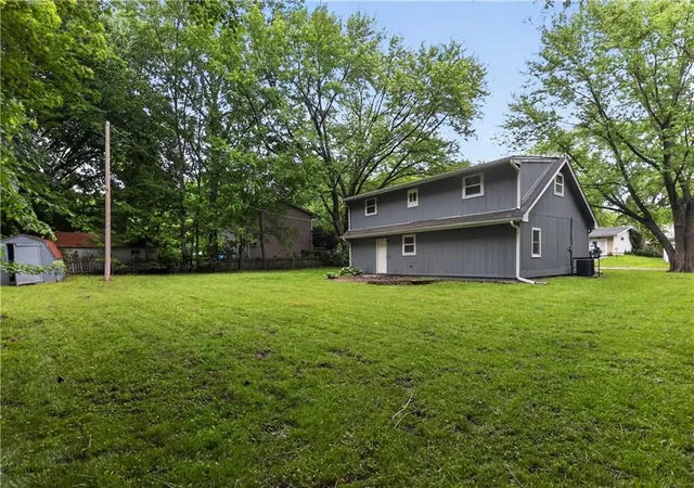 Homes for sale in Kearney, MO | 206 W Lawrence St, Kearney, MO 64060 | MLS# 2619042