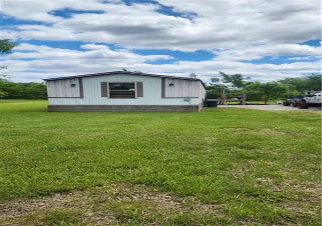 Homes for sale in Amsterdam, MO | 8315 Nw High St, Amsterdam, MO 64723 | MLS# 2619058