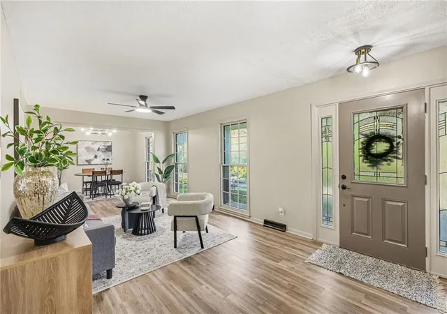 Photo 3 of Single family home for sale at 4811 Waukomis Dr, Kansas City, MO 64151 | MLS# 2619071 | Listing updated on 2026-06-02