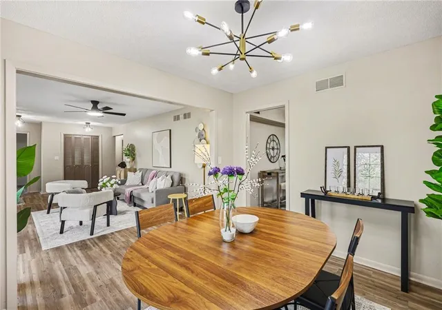 Photo 4 of Single family home for sale at 4811 Waukomis Dr, Kansas City, MO 64151 | MLS# 2619071 | Listing updated on 2026-06-02
