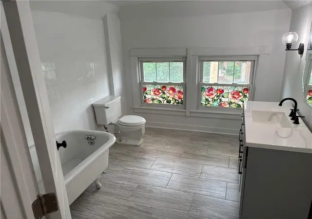 37th image of 907 W 32nd St, Kansas City, MO 64111 | MLS# 2619111