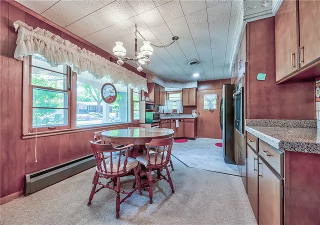 4th image of 1020 S Delaware St, Tonganoxie, KS 66086 | MLS# 2619126