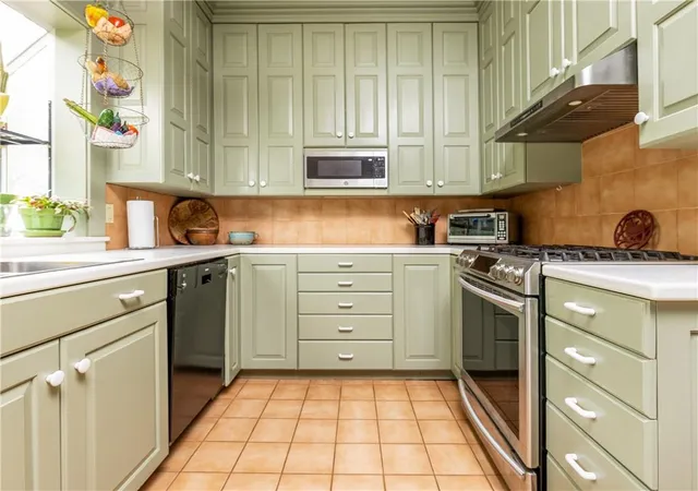 Single family home for sale at 1704 SW Walnut St, Blue Springs, MO 64015 | MLS# 2619265 | Listing updated on 2026-10-07