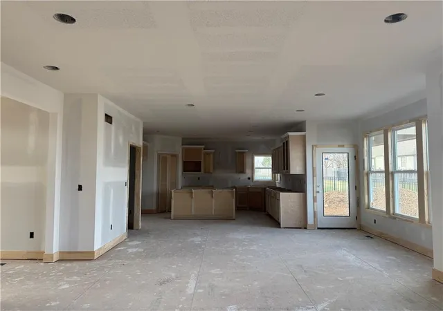 Homes for sale in De Soto, KS | 31428 W 85Th Ter, De Soto, KS 66018 | MLS# 2619305