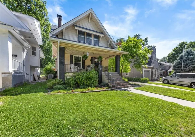 Homes for sale in Kansas City, KS | 1513 Tauromee Ave, Kansas City, KS 66102 | MLS# 2619365