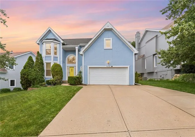 Homes for sale in Shawnee, KS | 7248 Widmer St, Shawnee, KS 66216 | MLS# 2619382