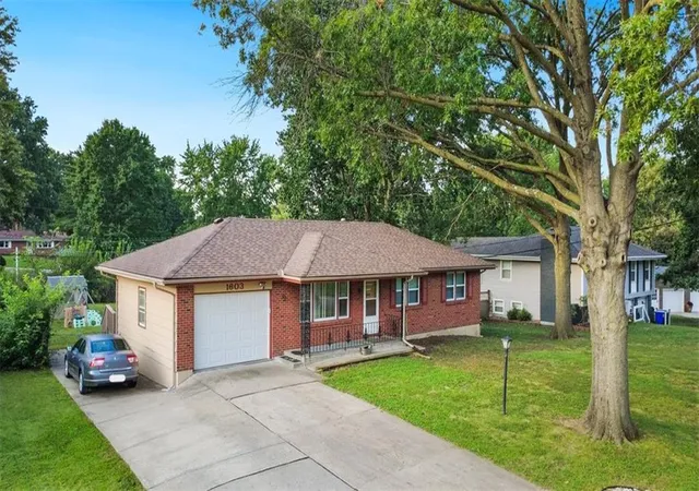 Photo 3 of Sale Pending at 1603 Ne 75th Street, Gladstone, MO 64118 | MLS# 2619432 | Listing updated on 2026-10-02