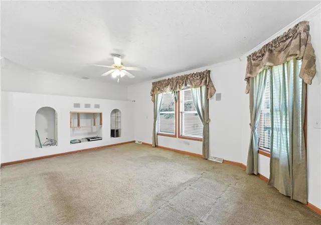 Photo 3 of Sale Pending at 33555 Brown Rd, Rushville, MO 64484 | MLS# 2619482 | Listing updated on 2026-09-03