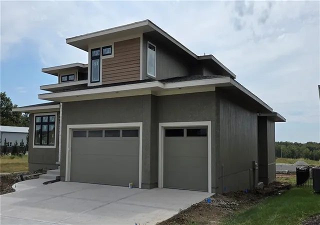 Photo 3 of Single family home for sale at 12501 W 184th Street, Bucyrus, KS 66013 | MLS# 2619483 | Listing updated on 2026-10-09