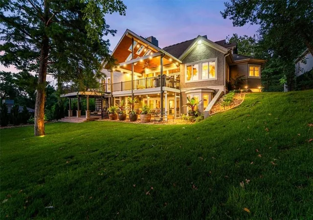 Photo 2 of Mansion for sale at 5226 Mercier St, Kansas City, MO 64112 | MLS# 2619484 | Listing updated on 2026-07-25