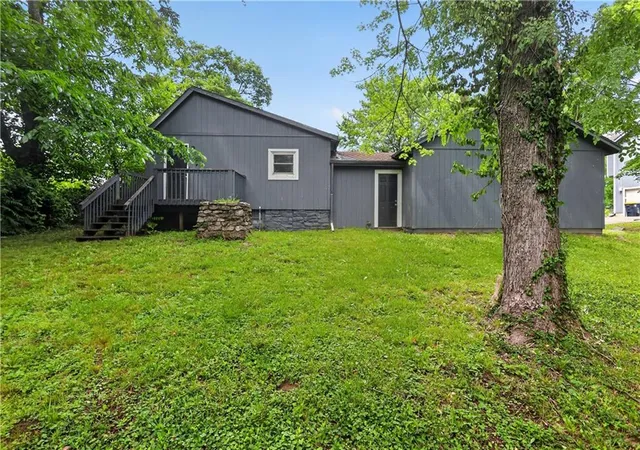 Homes for sale in Kansas City, MO | 8309 E Gregory Blvd, Kansas City, MO 64133 | MLS# 2619661