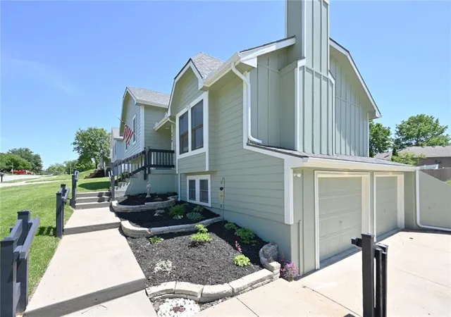 Homes for sale in Liberty, MO | 539 Lauren St, Liberty, MO 64068 | MLS# 2619717