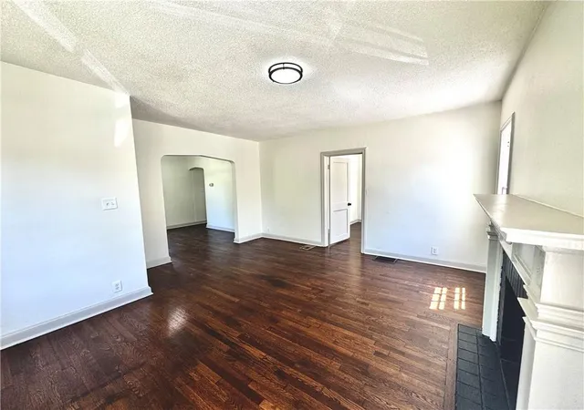 4th image of 1905 S Maywood Ave, Independence, MO 64052 | MLS# 2619747