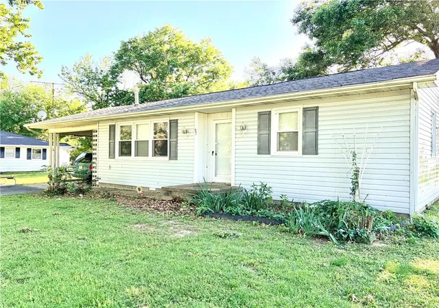 Homes for sale in Lamar, MO | 97 5Th Ln, Lamar, MO 64759 | MLS# 2619767