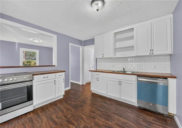 Photo 1 of Single family home for sale at 5078 Glenside Dr, Kansas City, MO 64129 | MLS# 2619772 | Listing updated on 2026-10-29
