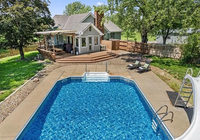 Photo 1 of Sale Pending at 15813 Sugar Plum Rd, Kearney, MO 64060 | MLS# 2619797 | Listing updated on 2026-09-19