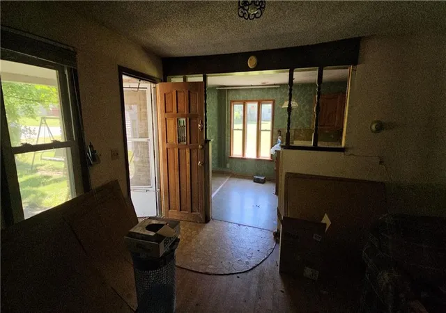 Photo 4 of Sale Pending at 618 S Main St, Granby, MO 64844 | MLS# 2619831 | Listing updated on 2026-08-13