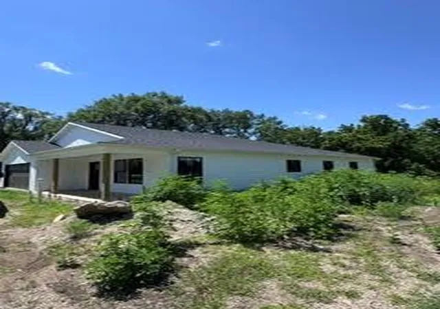Homes for sale in Lyndon, KS | 902 S Monroe St, Lyndon, KS 66451 | MLS# 2619840