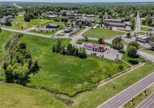 4th image of 0 Baptiste Dr, Paola, KS 66071 | MLS# 2619849