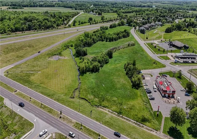 4th image of 0 Hedge Ln, Paola, KS 66071 | MLS# 2619853
