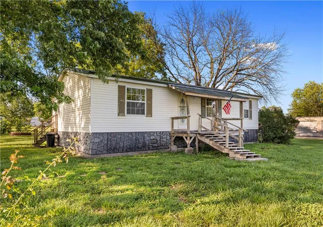 Homes for sale in Walker, MO | 213 W Marvin Ave, Walker, MO 64790 | MLS# 2619881