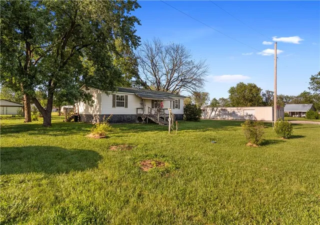 Homes for sale in Walker, MO | 213 W Marvin Ave, Walker, MO 64790 | MLS# 2619881