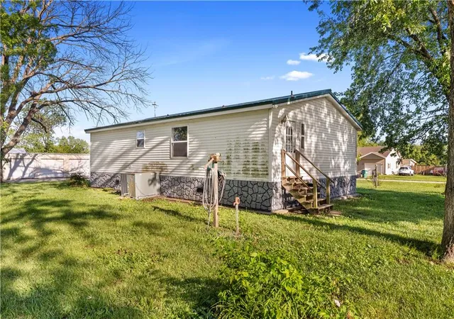 Homes for sale in Walker, MO | 213 W Marvin Ave, Walker, MO 64790 | MLS# 2619881