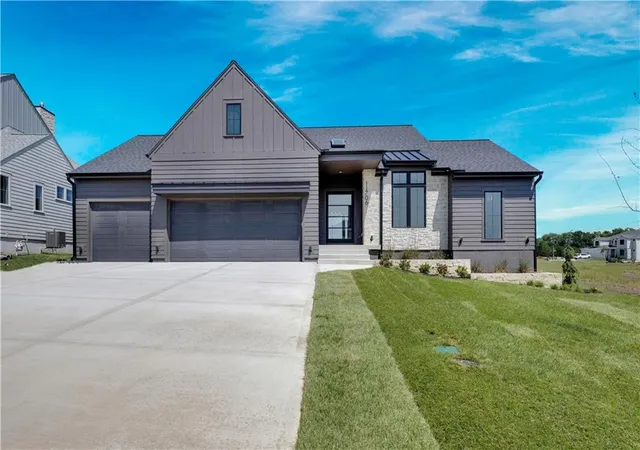 Photo 1 of Single family home for sale at 11706 W 181st Terrace, Overland Park, KS 66013 | MLS# 2619962 | Listing updated on 2026-09-22