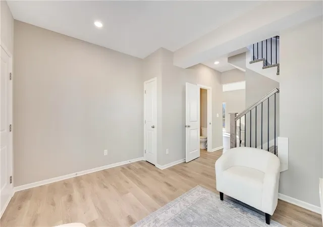 4th image of 603 Foxglove Ln, Raymore, MO 64083 | MLS# 2620025