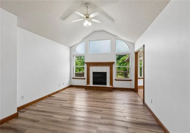 3rd image of 10947 N Wallace Ave, Kansas City, MO 64157 | MLS# 2620026