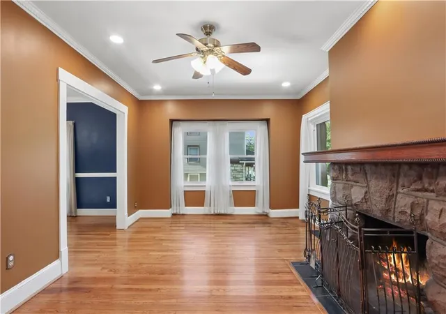 4th image of 3925 Manheim Rd, Kansas City, MO 64110 | MLS# 2620048