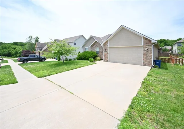 1st image of 15865 Nw Morgan St, Platte City, MO 64079 | MLS# 2620140