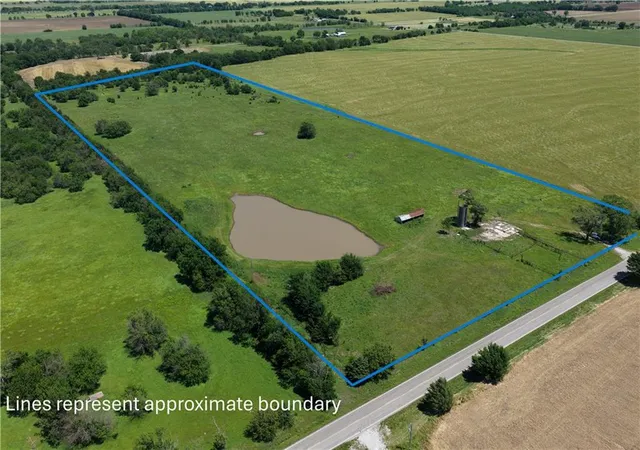 1st image of 1959 Cr 5250 N/a, Elk City, KS 67344 | MLS# 2620191