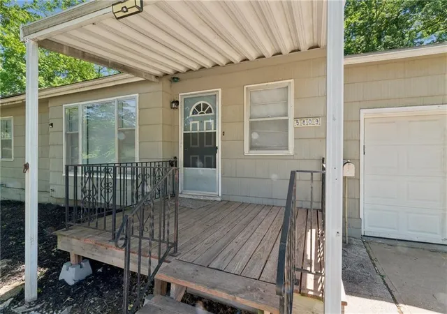 4th image of 5809 Ralston Ave, Raytown, MO 64133 | MLS# 2620207