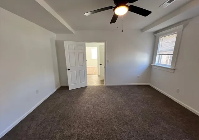 4th image of 2019 Sunset Dr, Oak Grove, MO 64075 | MLS# 2620240