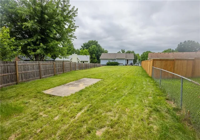 Homes for sale in Kansas City, MO | 24 Nw 101st Ter, Kansas City, MO 64155 | MLS# 2620243