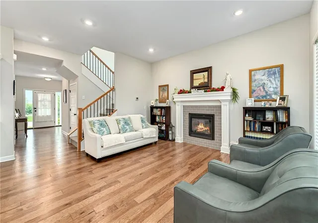 Photo 3 of Single family home for sale at 124 SE Briar Valley Ln, Blue Springs, MO 64064 | MLS# 2620246 | Listing updated on 2026-08-26