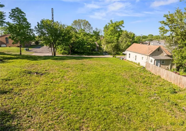 5th image of 1213 Armstrong Ave, Kansas City, KS 66102 | MLS# 2620318