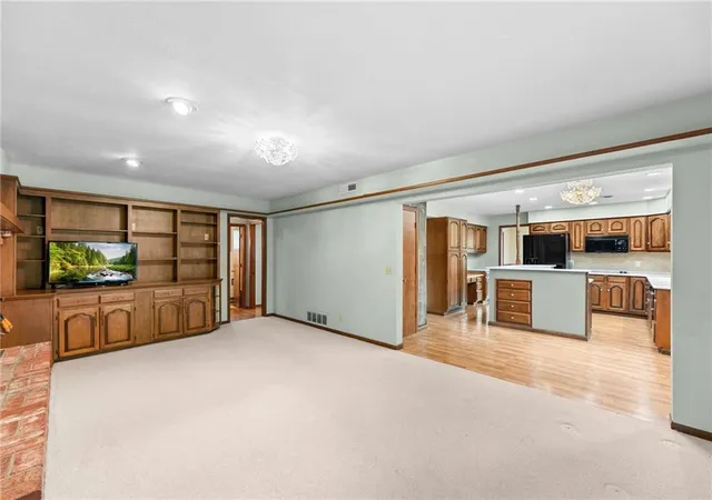 4th image of 308 Canary Ln, Iola, KS 66749 | MLS# 2620319