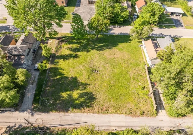 Photo 3 of Land for sale at 1215 Armstrong Ave, Kansas City, KS 66102 | MLS# 2620320 | Listing updated on 2026-05-19