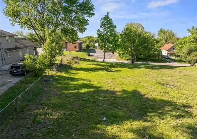 5th image of 1217 Armstrong Ave, Kansas City, KS 66102 | MLS# 2620323