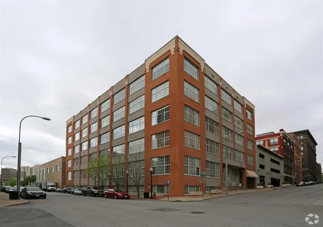 Condo for sale at 321 W 7th Street #306, Kansas City, MO 64105 | MLS# 2620331