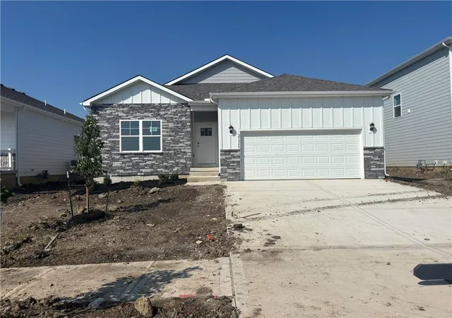 Photo 1 of Single family home for sale at 25248 W 177th Terrace, Gardner, KS 66030 | MLS# 2620393 | Listing updated on 2026-10-04